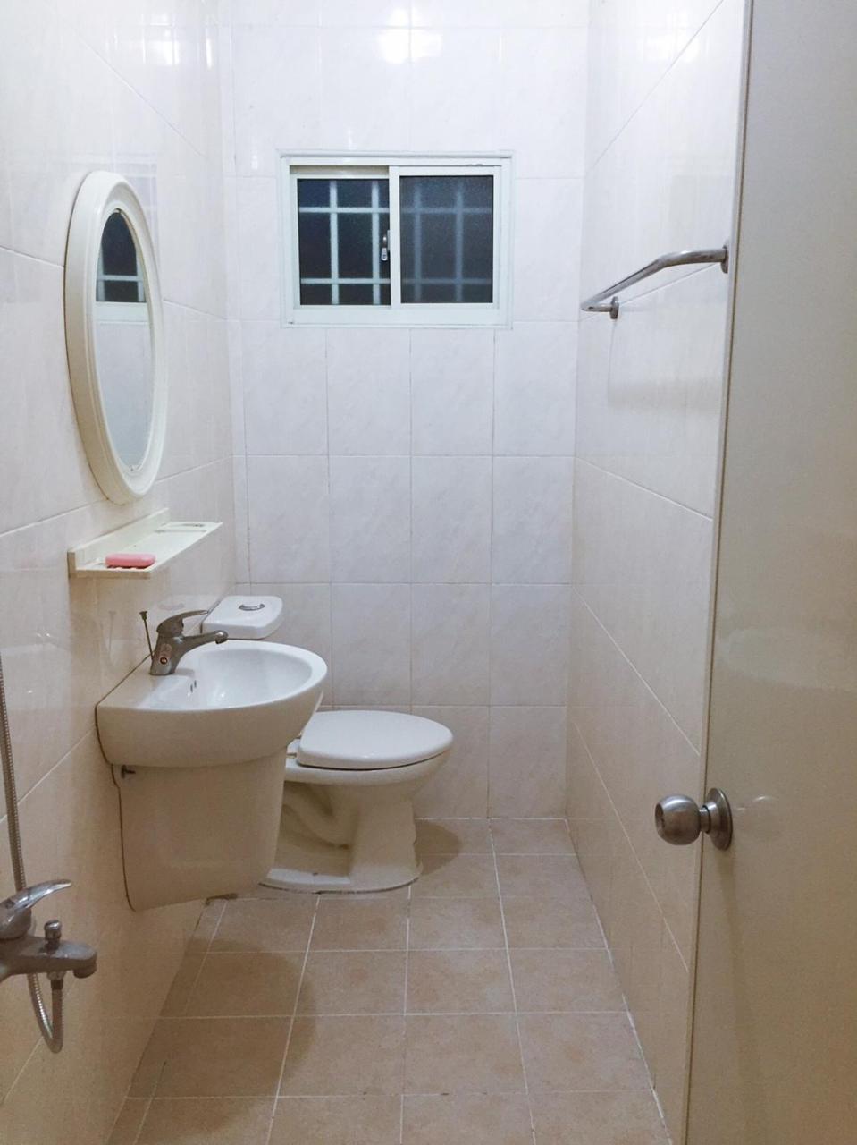 巷弄內的老宅 Hotel Pingtung Exterior foto